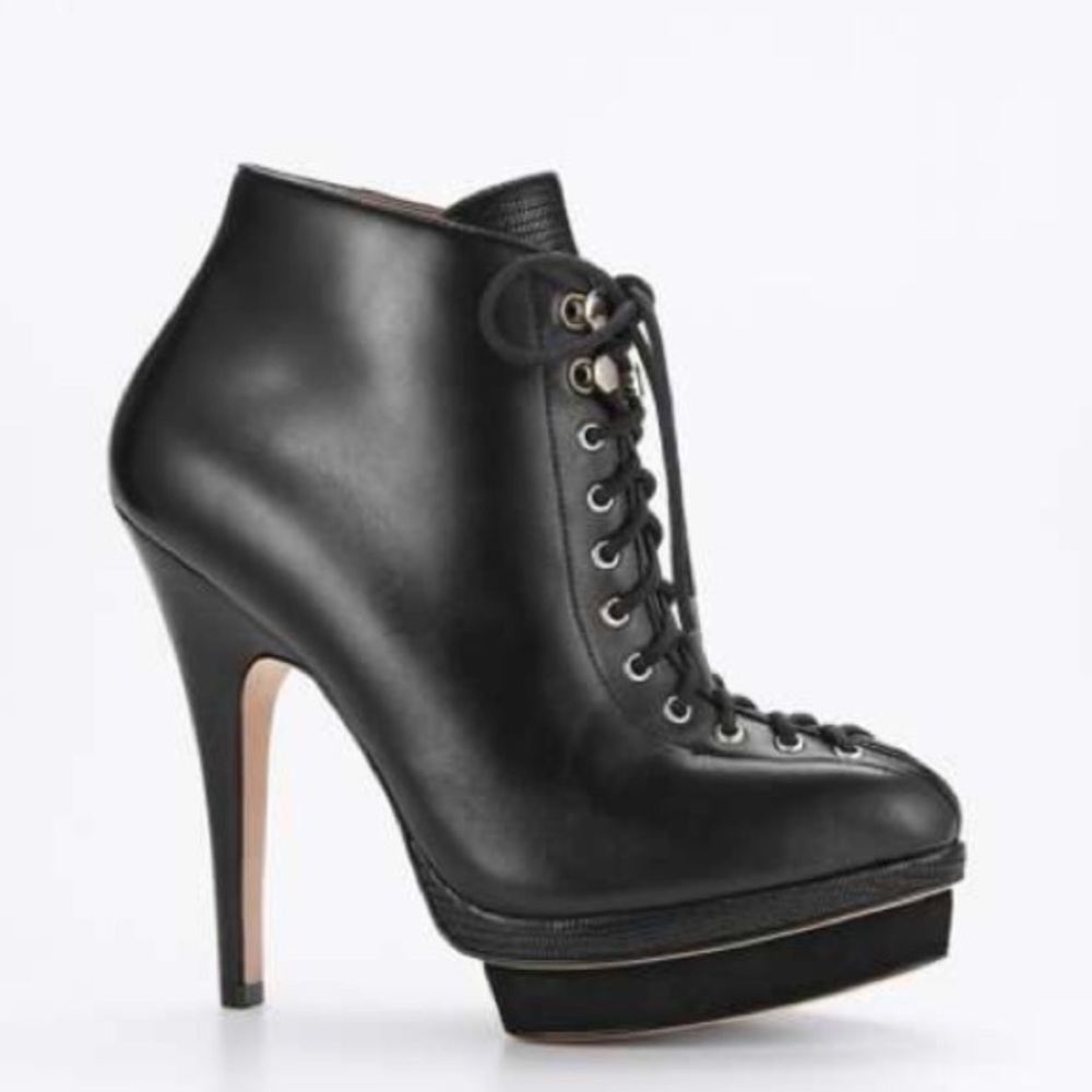 Ann Taylor Aixa Lace Up Leather Platform Booties Size 7